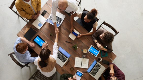 Teamwork : travail d'équipes, logiciel, outils collaboratifs